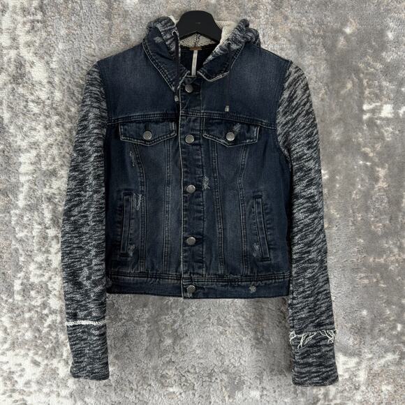 Free People Size S Cropped Denim Jacket Outdoor Hooded Blue Long Sleeve Button - Picture 1 of 8